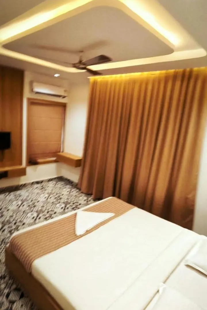 Girassol The Hill Villa Vythiri Bed & Breakfast