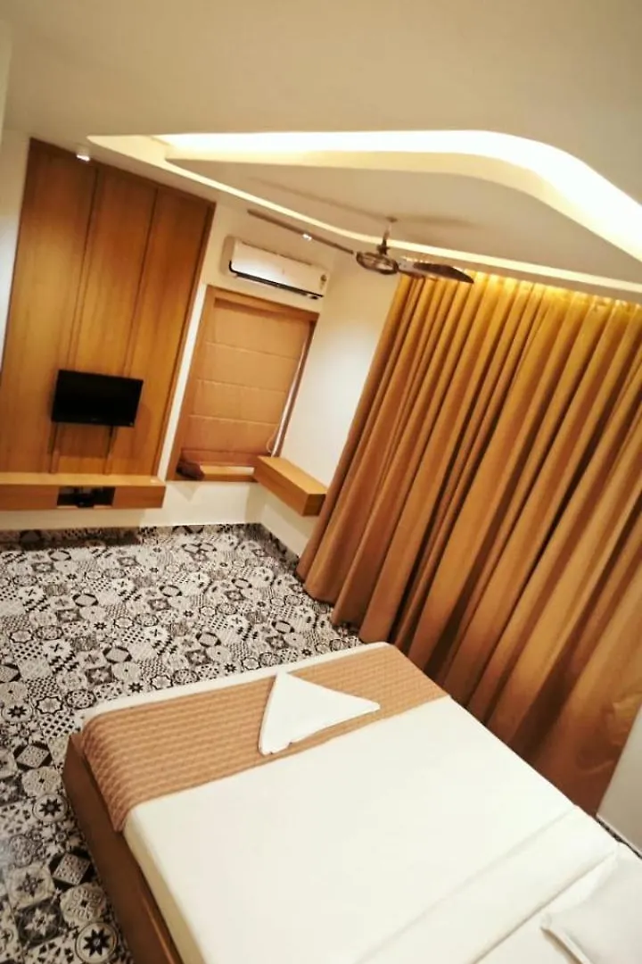 Girassol The Hill Villa Vythiri Bed & Breakfast