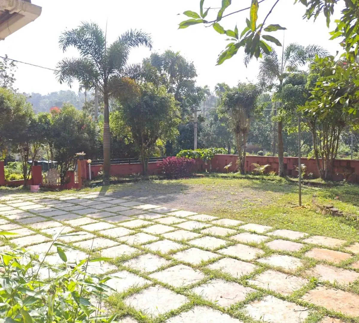 Girassol The Hill Villa Vythiri Bed & Breakfast