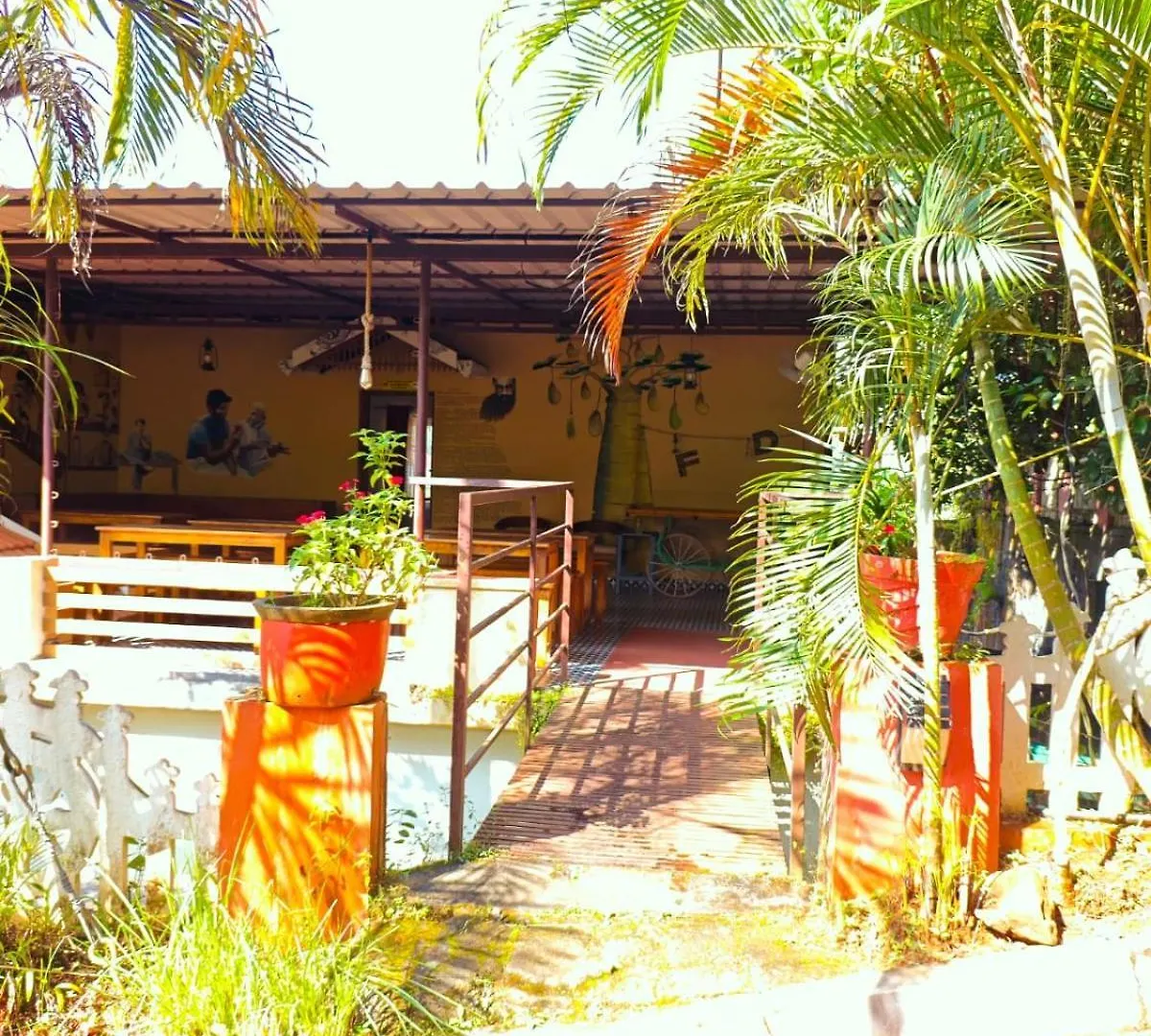 Girassol The Hill Villa Vythiri Bed & Breakfast